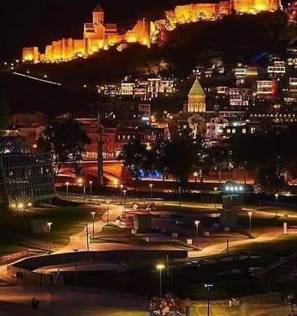 Hotel Vamax Tbiliszi Kültér fotó